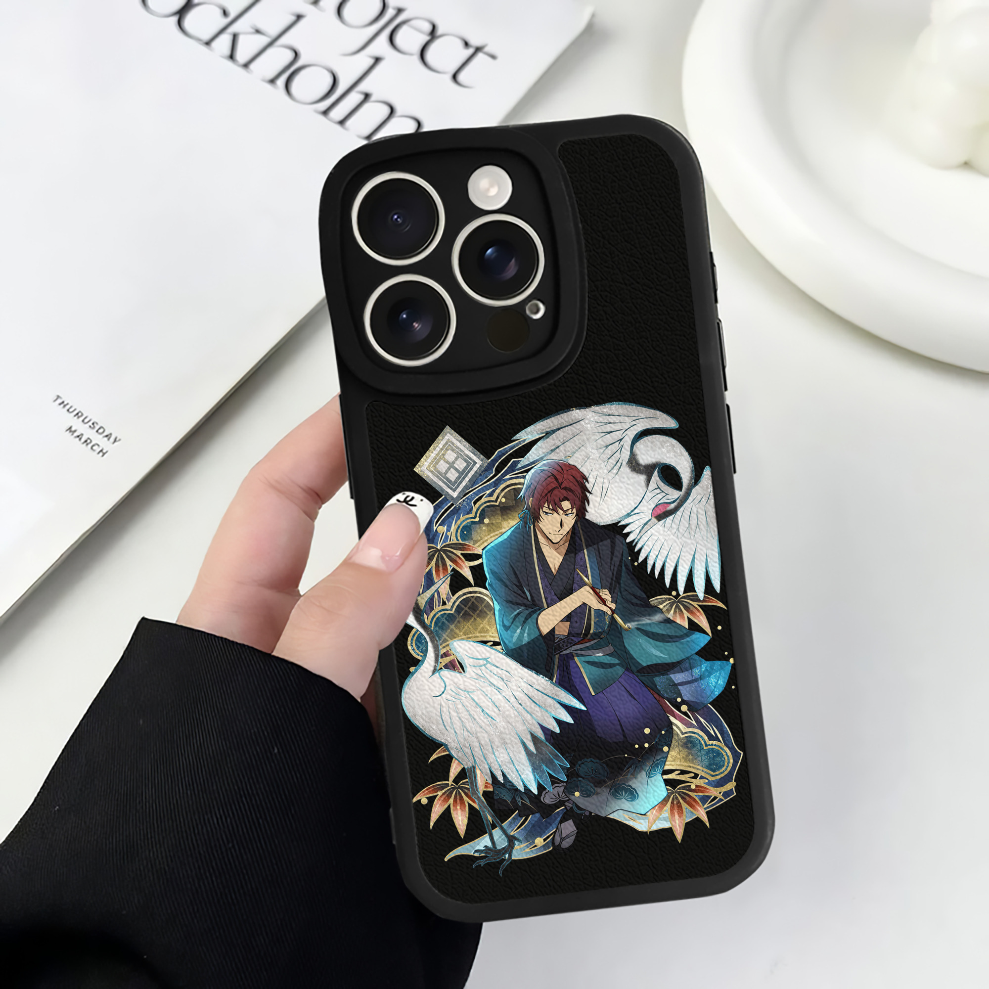 （画像用） 文豪ストレイドッグス Bungo Stray Dogs 【iPhone 16シリーズ対応】シリコンスマホケース（レザー調） 材質：シリコン